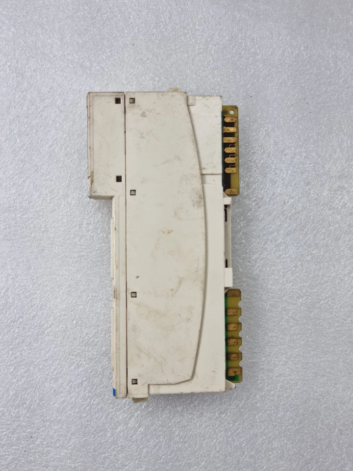 TELEMECANIQUE SCHNEIDER ADVANTYS STB DDI3610 24VDC INPUT MODULE